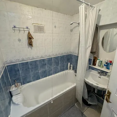 Nice Double Near Omni Shopping 招待所